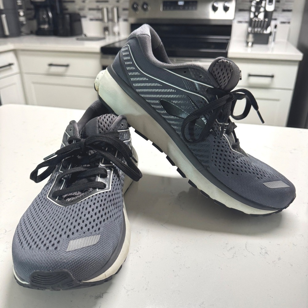Brooks Ghost 12 Running Shoes Mens 11 Wide 2E Gray Black 1103162E075